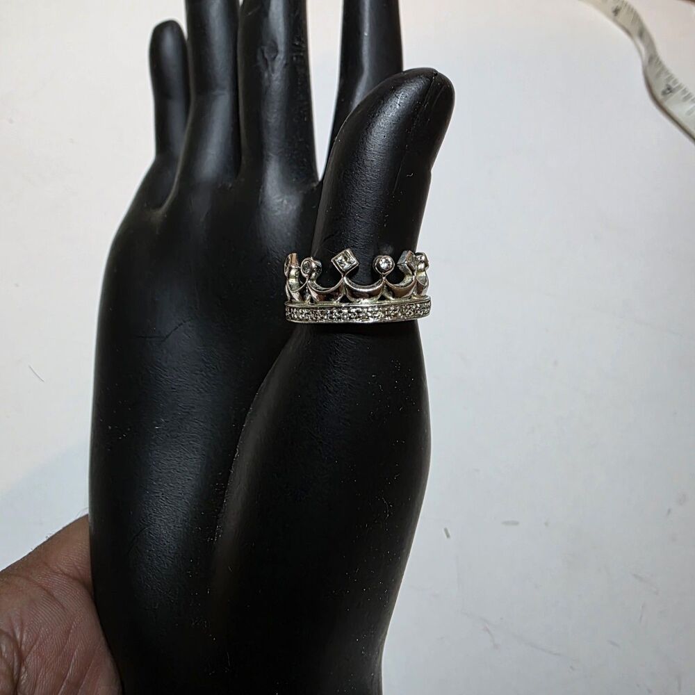 Sterling Silver 925 Ladies Ornate Crown / Tiara Ring Size 7 Weighs 4 Grams